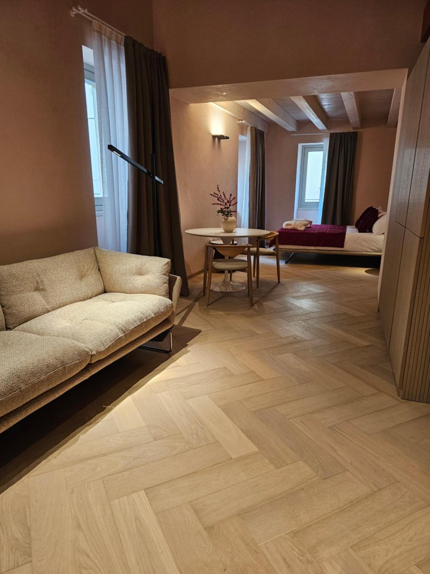 Апартаменты Palazzo Ciopeta - Italian Excellence Верона Номер фото